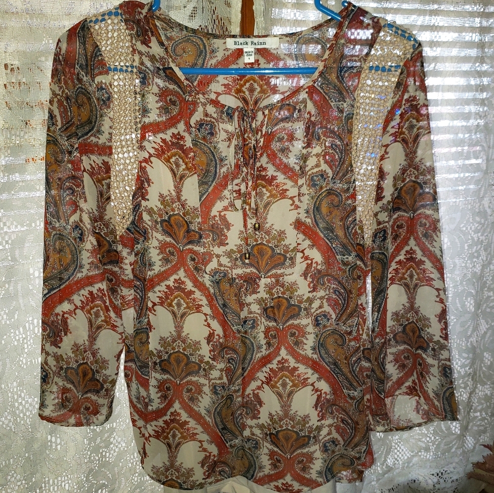 Black Rainn Blouse